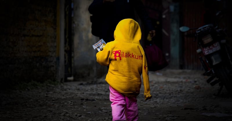 Pourquoi mon enfant a peur du noir et comment l’aider